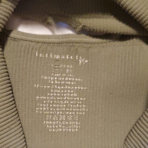 Free People Olive And Black V-Neck Crop Top - Picture 9 of 9